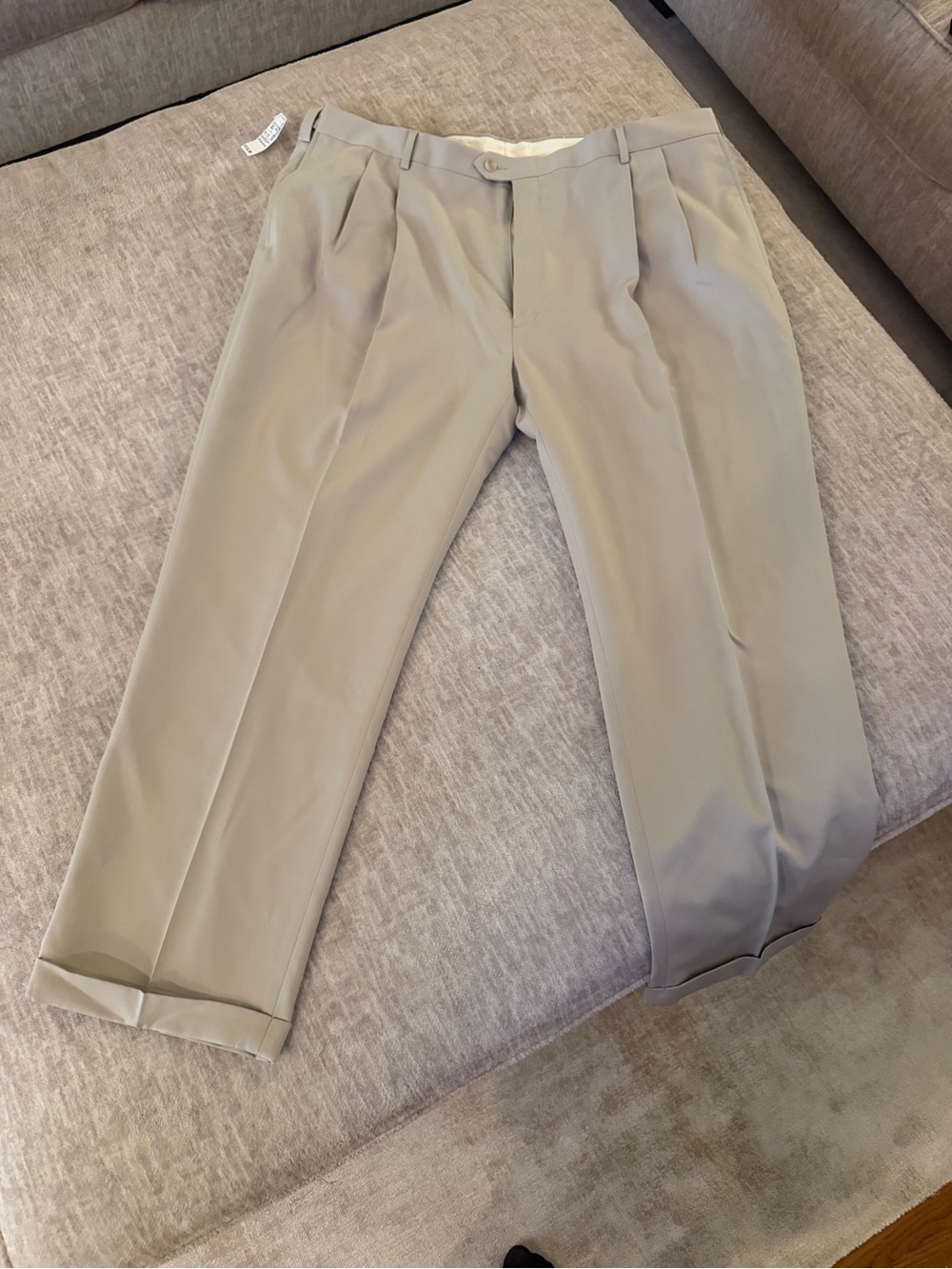 David Ledbetter collection Men's Golf Classic Pleated Dress Pants - Light Khaki